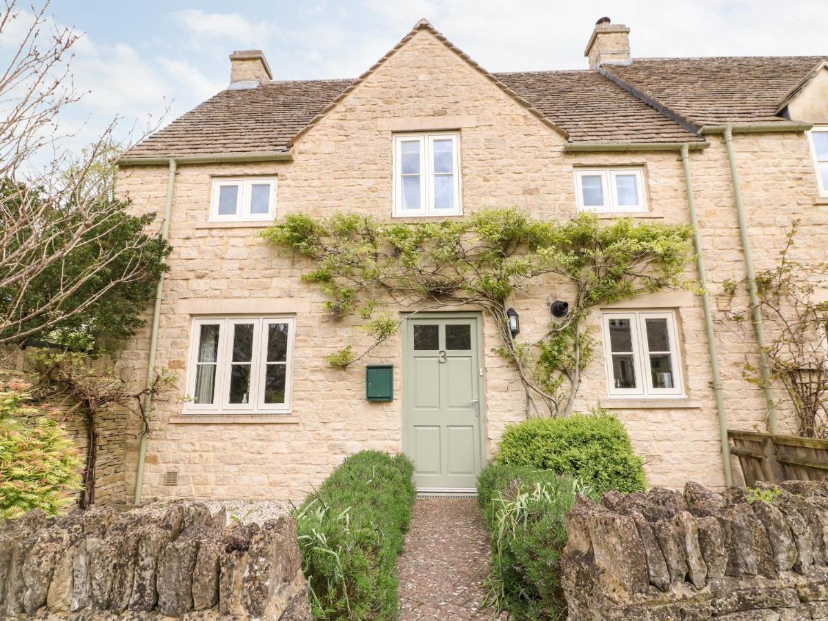 3 Painters Field Villa Cirencester Eksteriør bilde